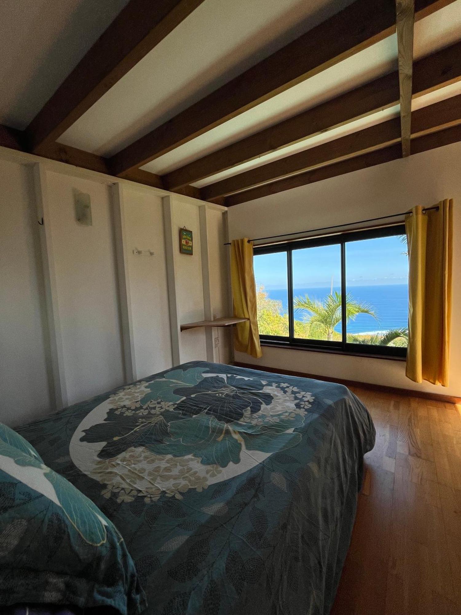 Cottage Chaleureux Avec Vue Mer Et Piscine Saint-Leu Exterior foto